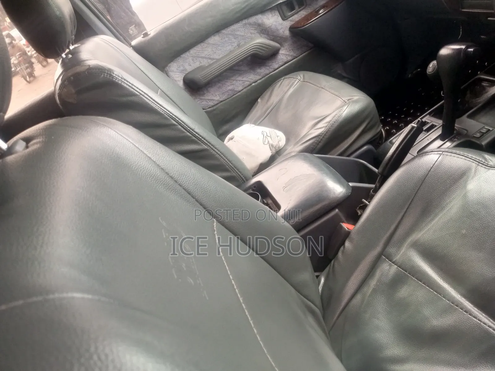 Toyota Land Cruiser Prado 2000 Silver