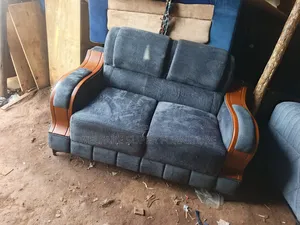 7seater Grew in Colour