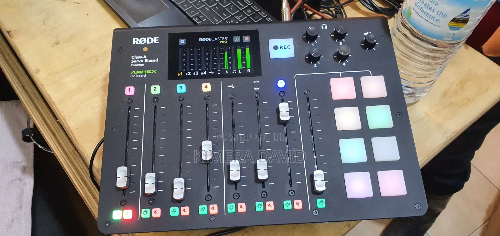 Rodecaster Pro Mixer