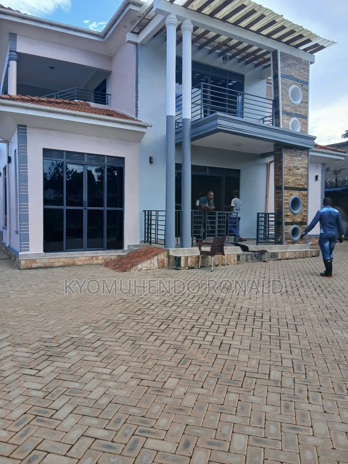 6bdrm Apartment in Kisaasi, Nakawa for rent