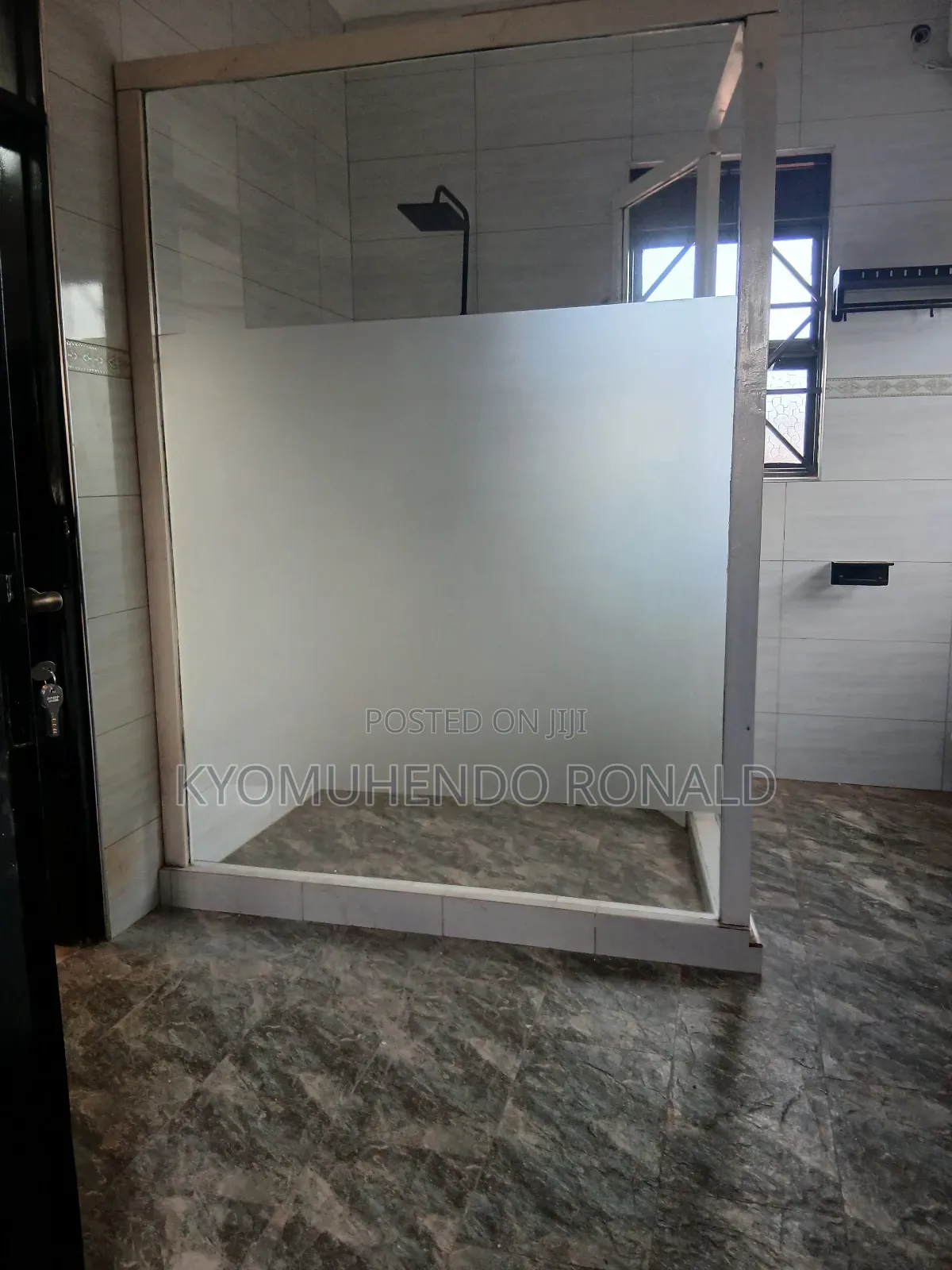 6bdrm Apartment in Kisaasi, Nakawa for rent