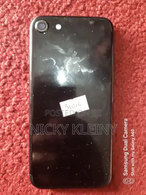 Apple iPhone 7 128 GB Black