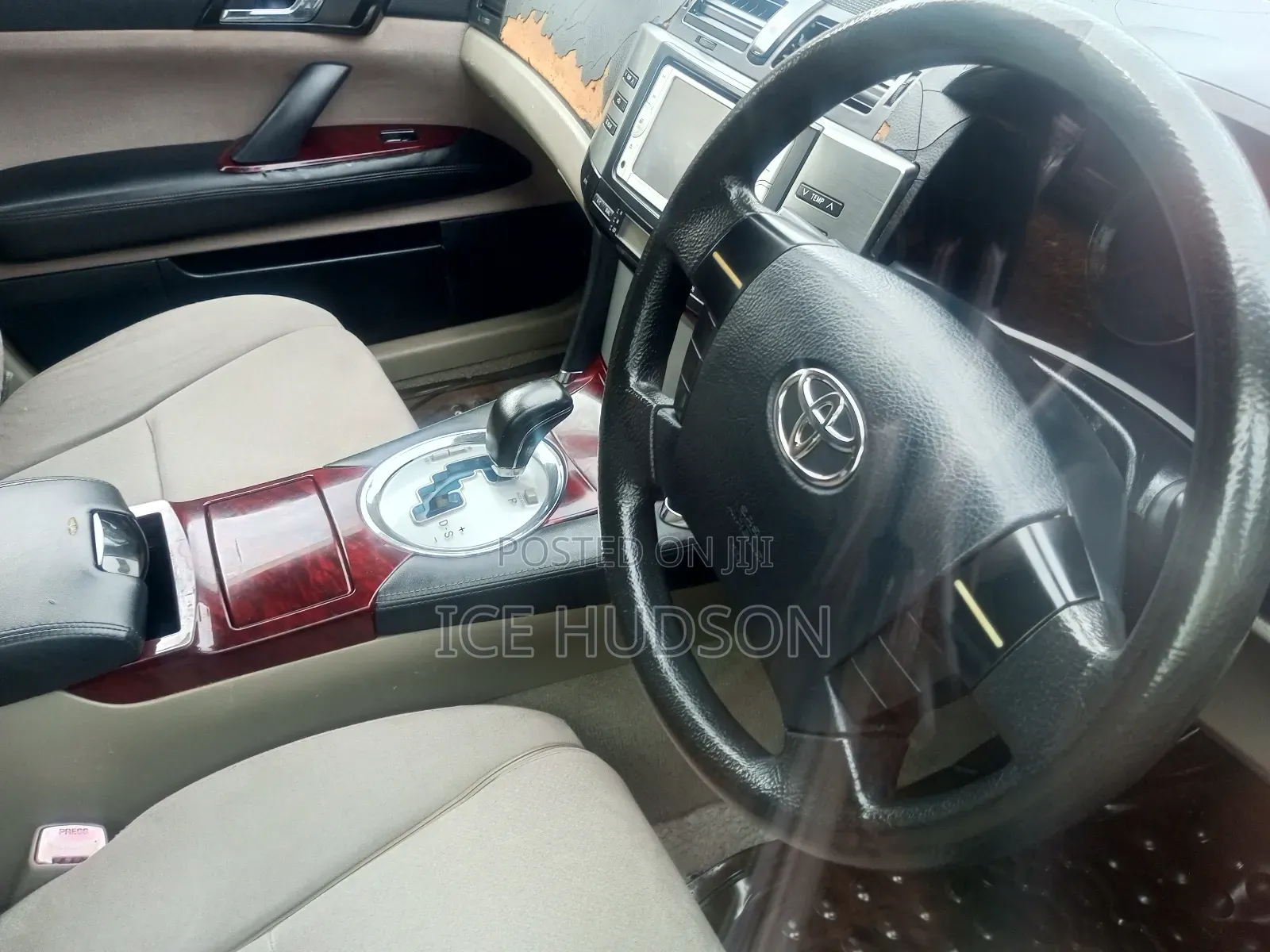 Toyota Mark X 2010 White
