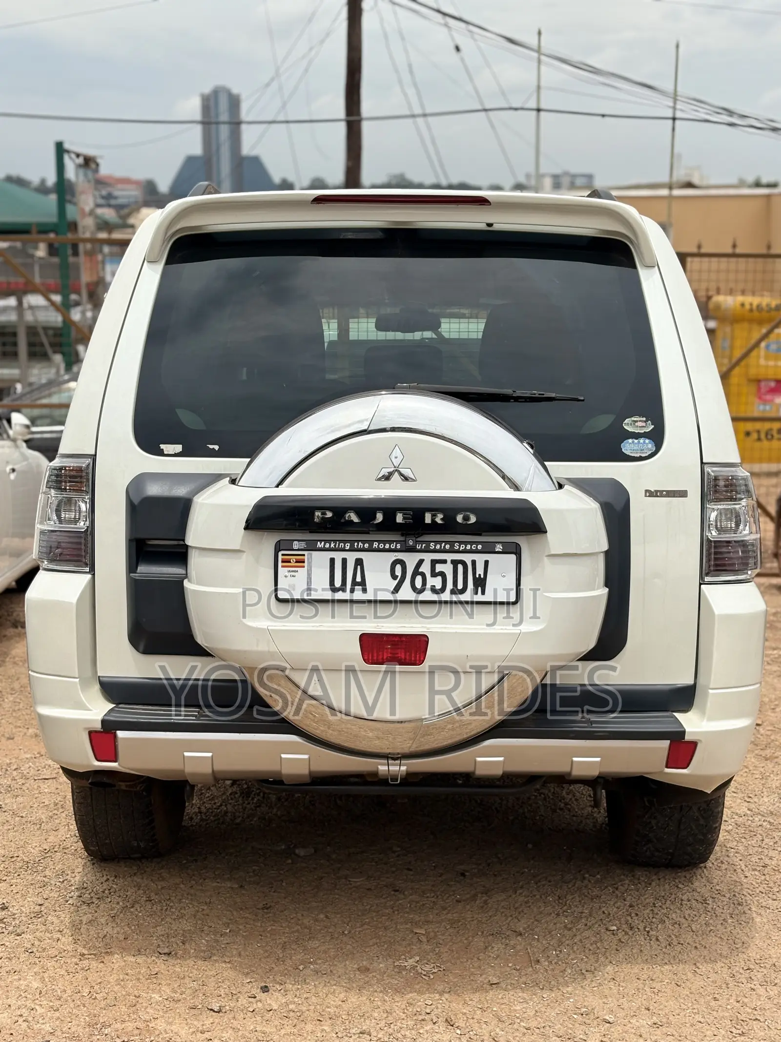 Mitsubishi Pajero 3.0 2011 White