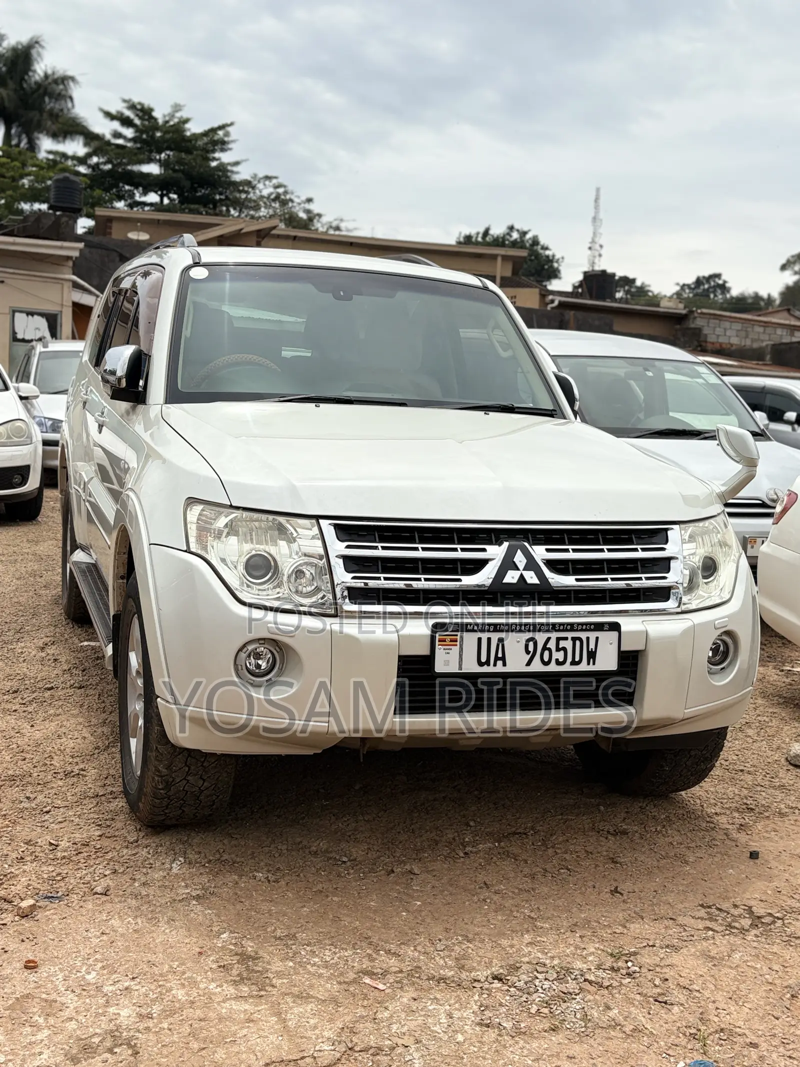 Mitsubishi Pajero 3.0 2011 White