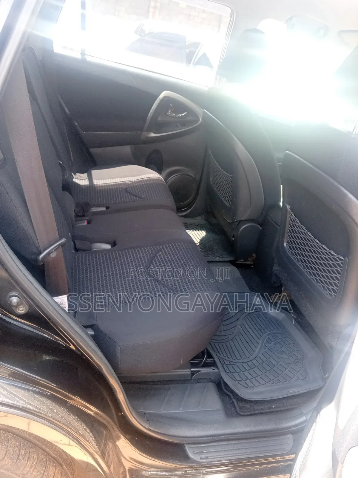 Toyota Vanguard 2012 Black