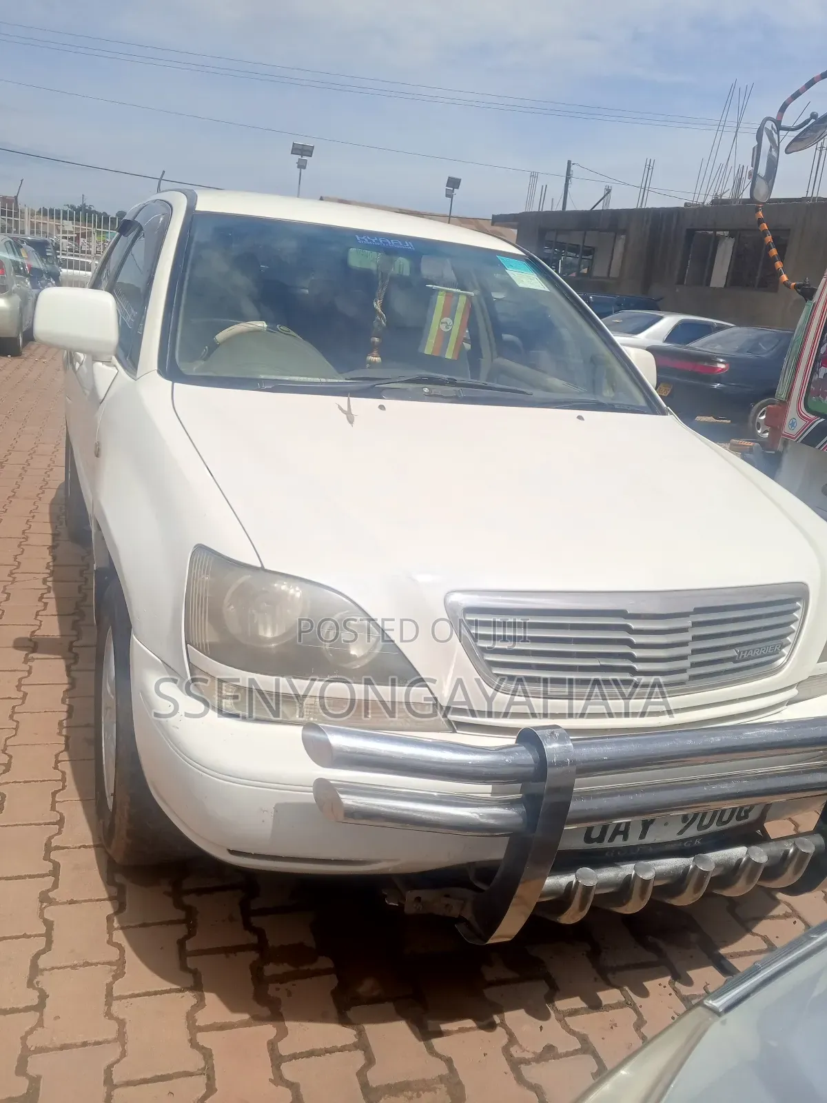 Toyota Harrier 2005 White