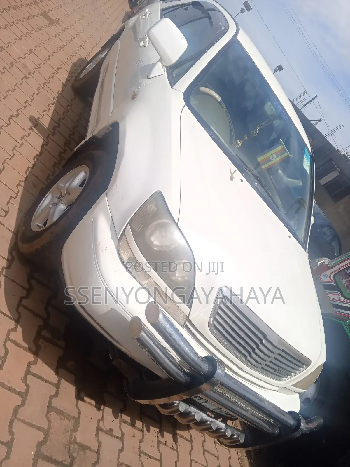 Toyota Harrier 2005 White
