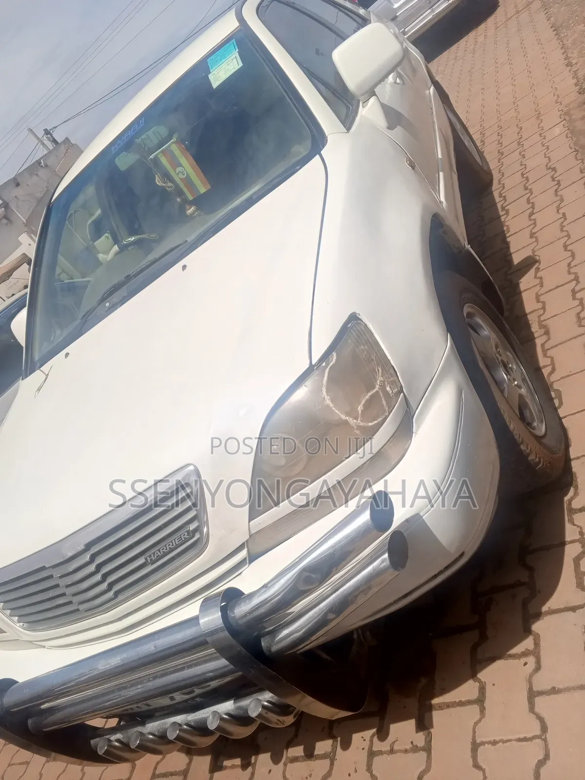 Toyota Harrier 2005 White