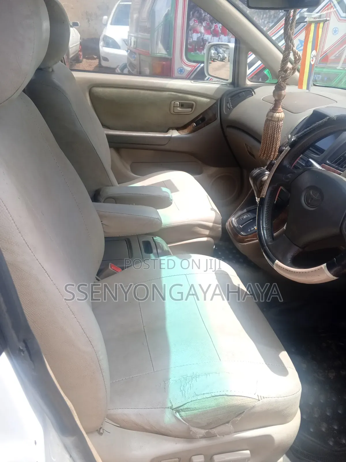 Toyota Harrier 2005 White