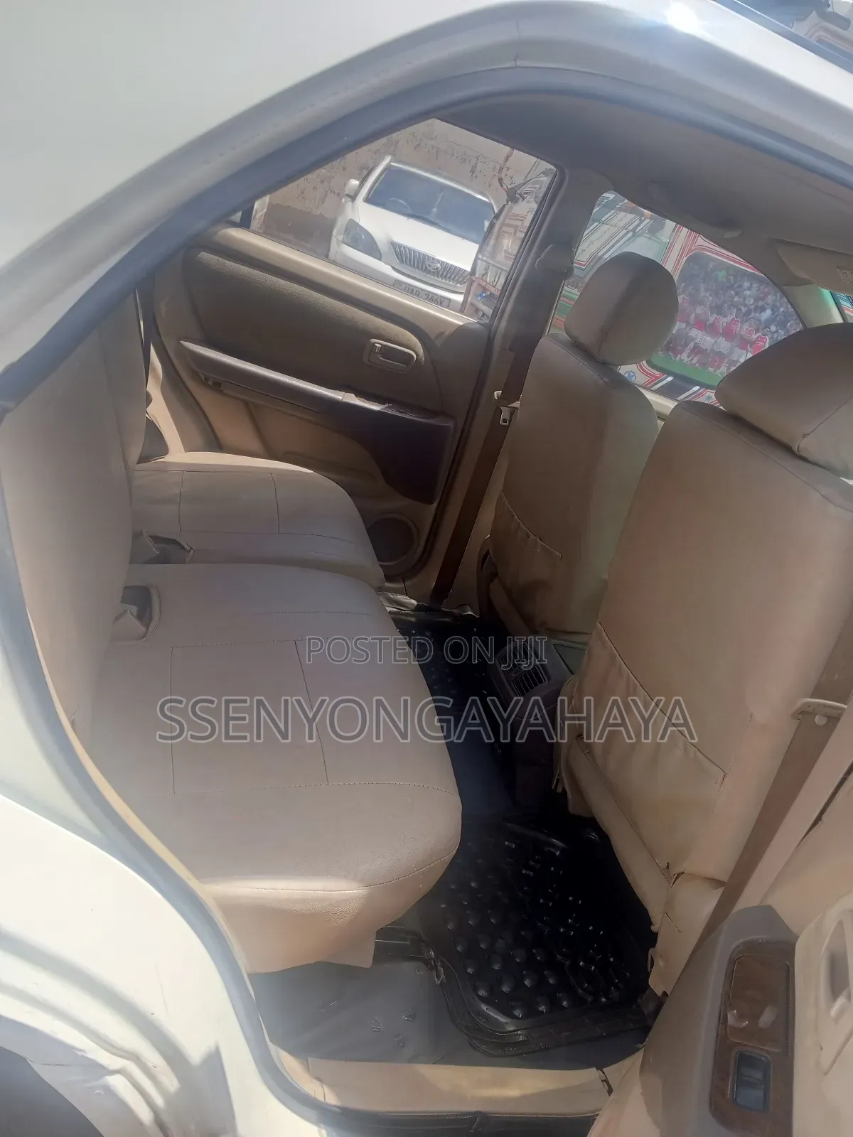 Toyota Harrier 2005 White