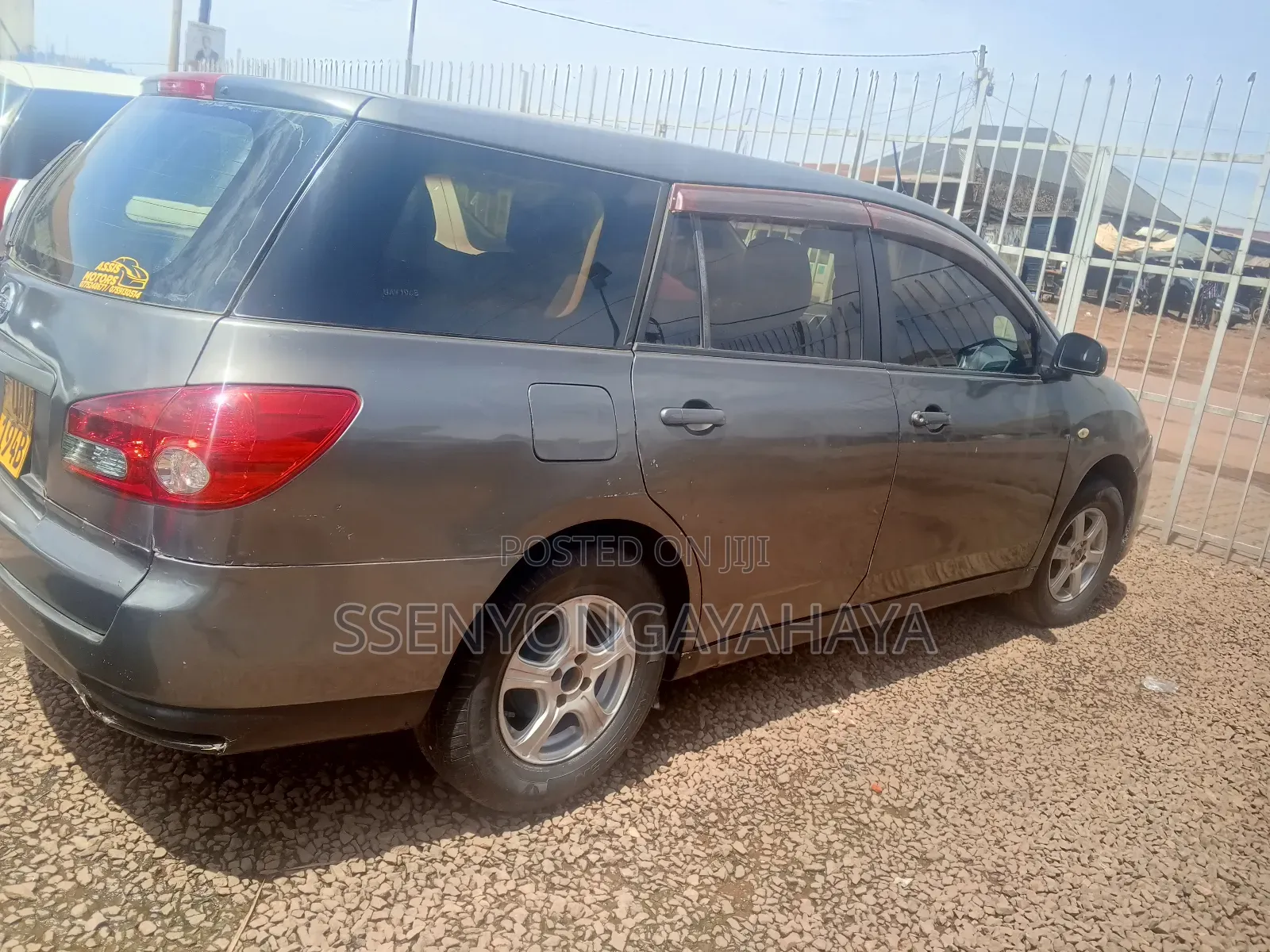 Nissan Wingroad 2015 Gray