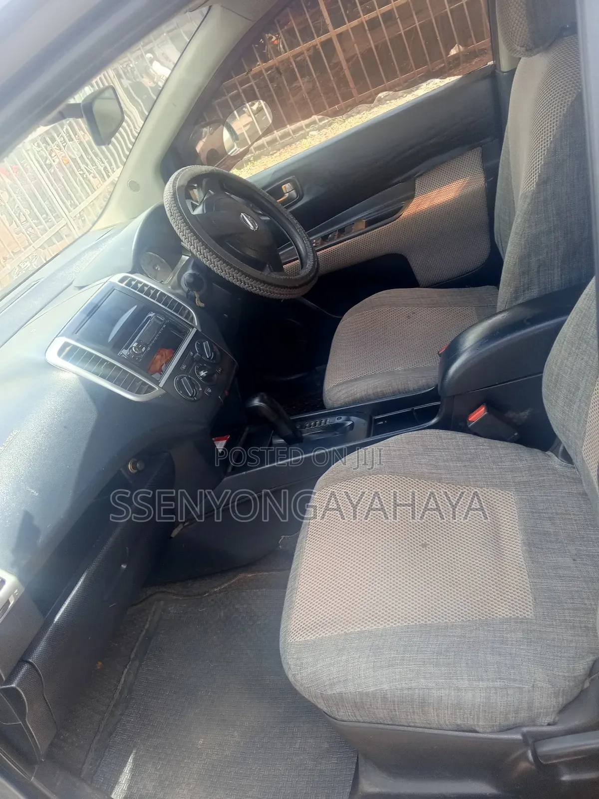 Nissan Wingroad 2015 Gray