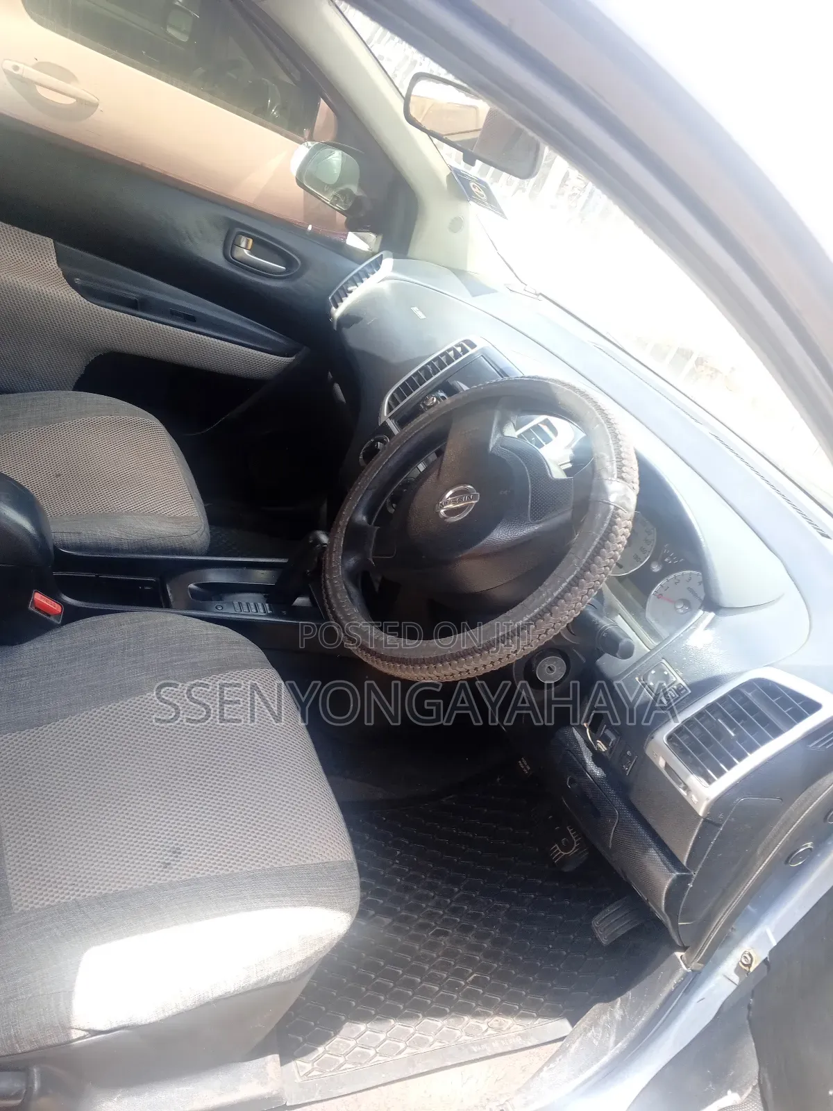 Nissan Wingroad 2015 Gray