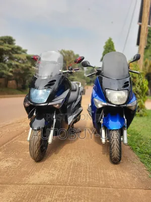 Yamaha Majesty 2015