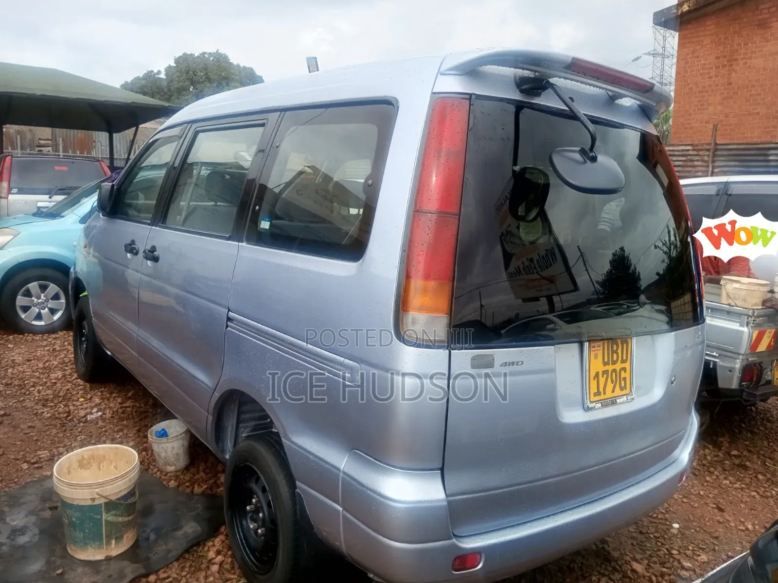 Toyota Noah 2001 Blue