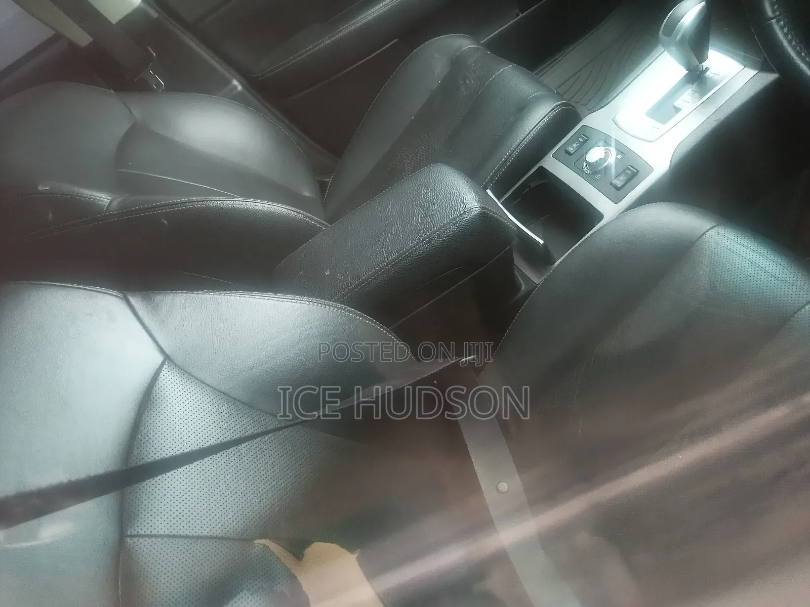 Subaru Outback 2012 Black