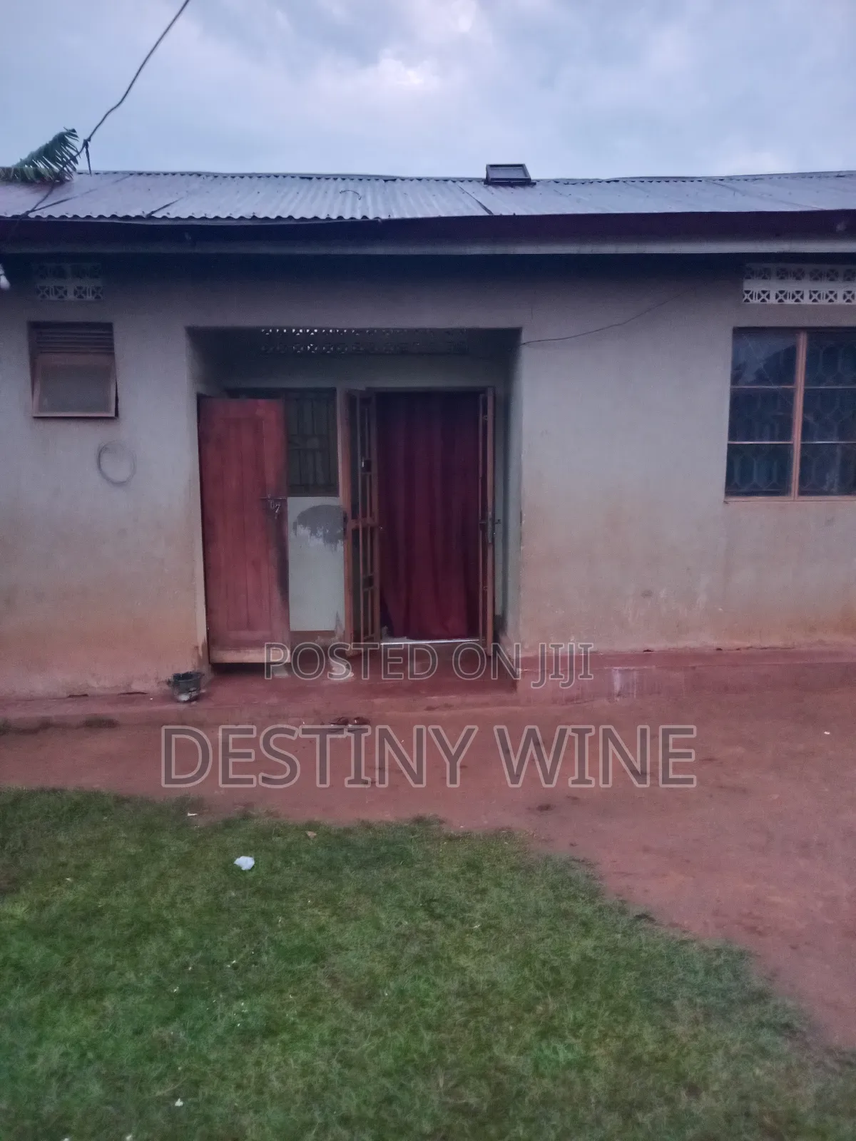 Furnished 1bdrm Bungalow in Ngalamye, Kira for sale