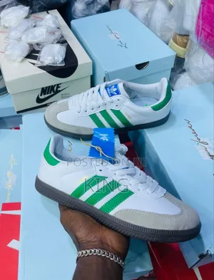 Adidas Sambas. Green X Red