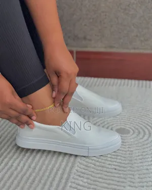 Thick Sole Slip on Casual Sneakers