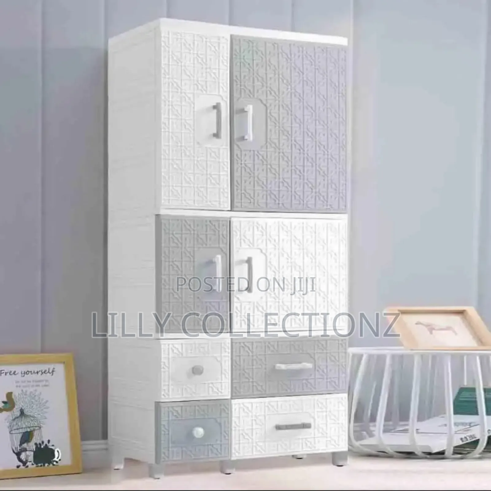 Portable Plastic Kids Wardrobe