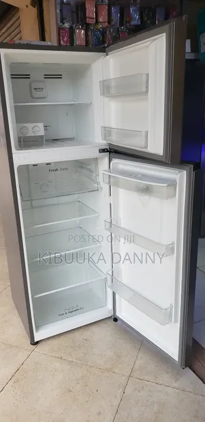 Hisence 419litres Fridge Double Door Frost Free