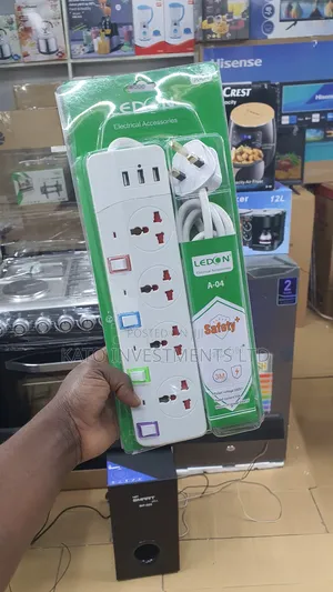 Ledon 4 Ways Extension With Usb Port