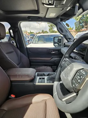 Toyota Land Cruiser Prado 2024 White