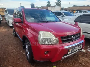 Nissan X-Trail 2011 Red