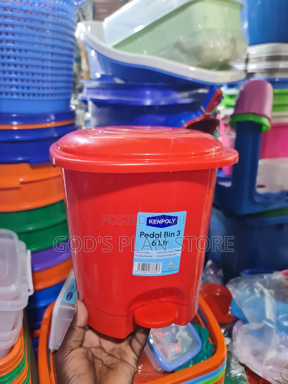 Plastic Dust Bins Plastic Dust Bins 6litres Step On