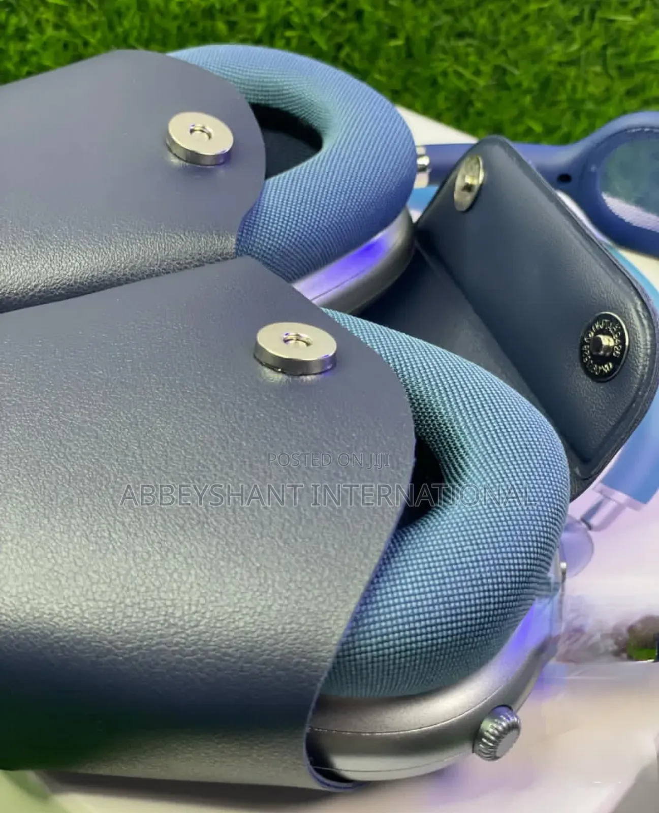Apple Airpods Max Headphones With Usb-C Port