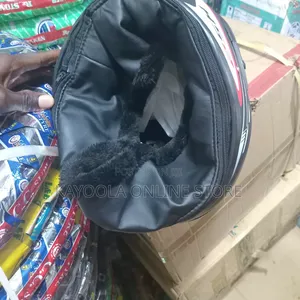 Full Face Covering Motorcycle Helmet