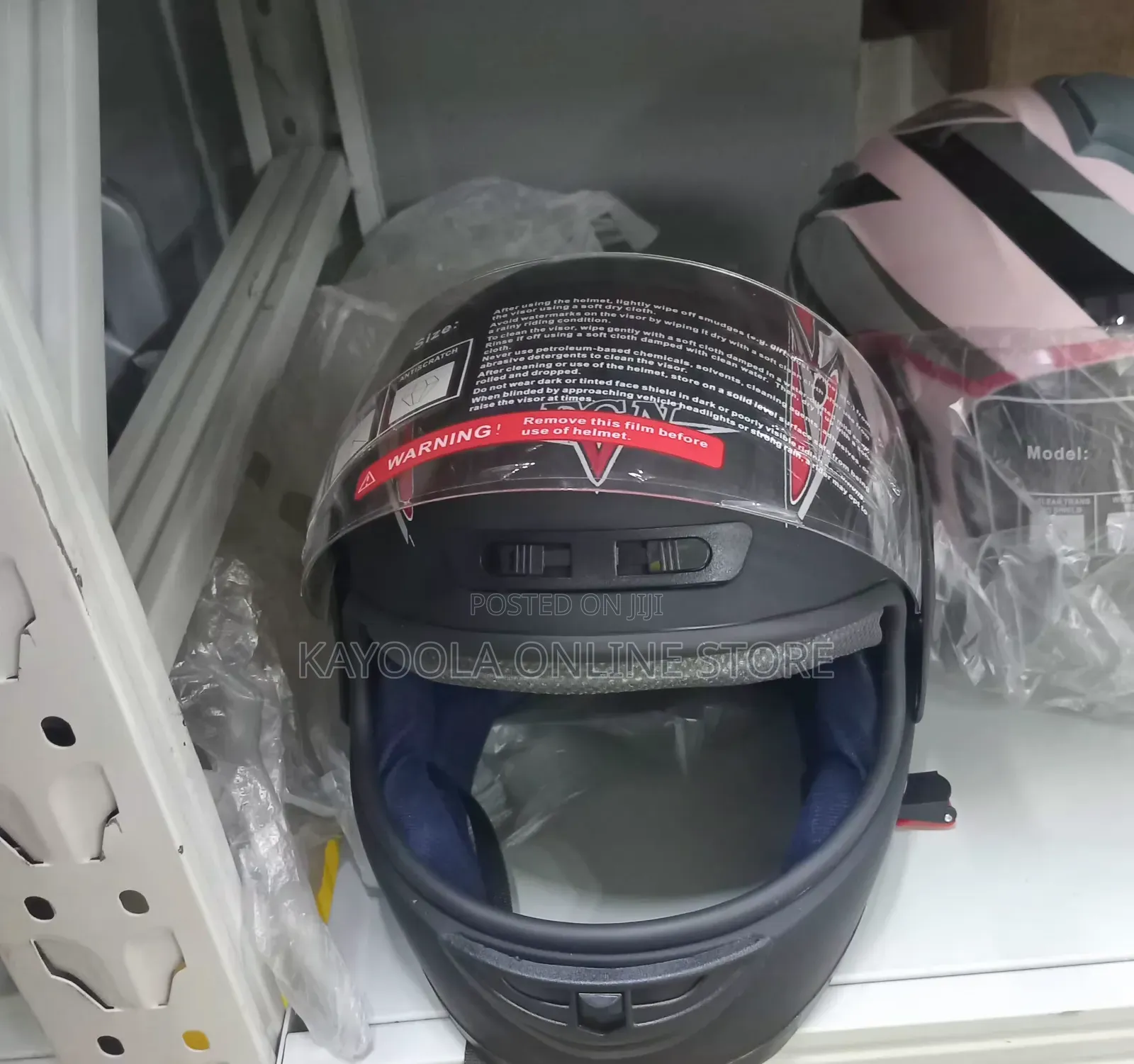 Full Face Covering Motorcycle Helmet