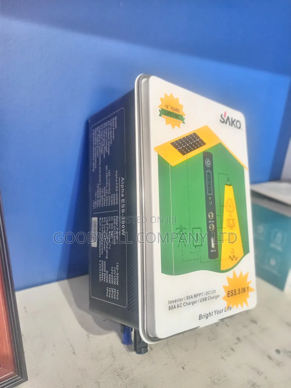 All in One 900wh Lithium Battery 300w Inverter Sako Power Station