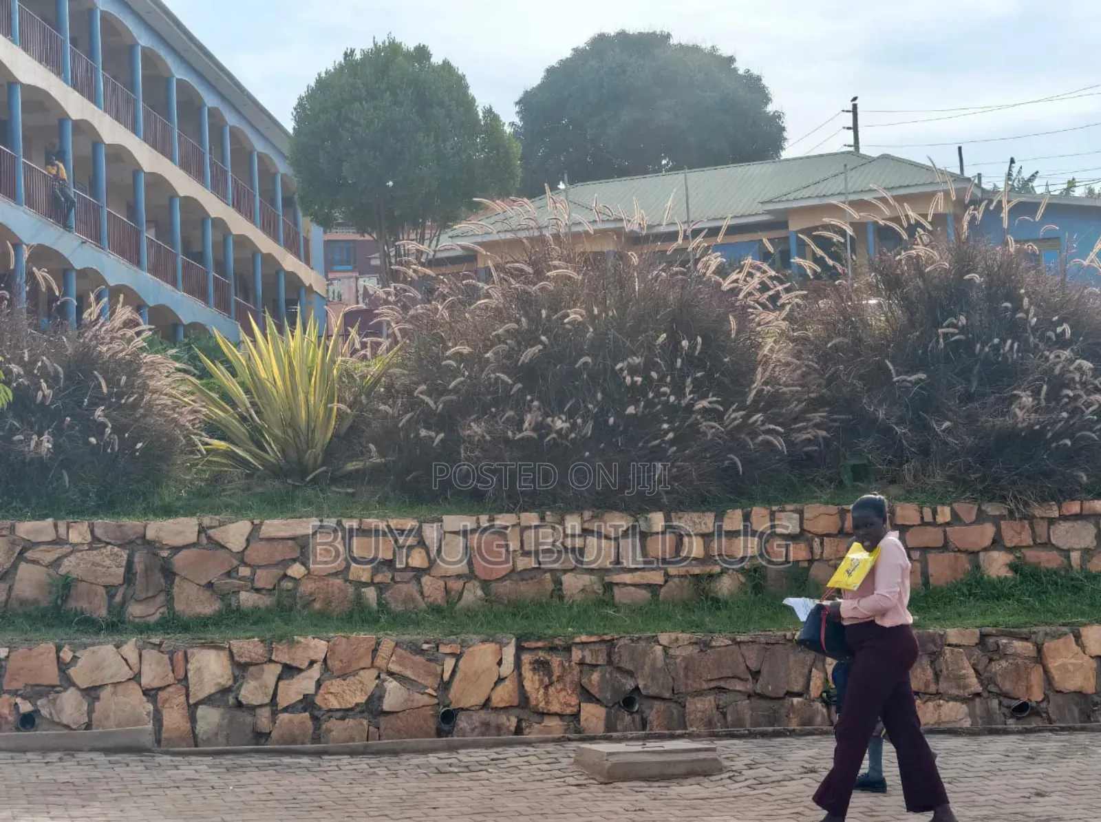 Primary School for Sale 
Location : Bweyogerere 
Size :3acres 3.5bn