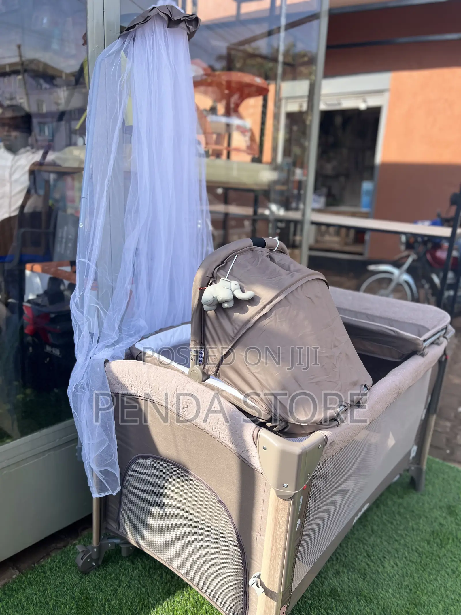 Baby Bed With Net – Minimal Baby Rest Station With Cover