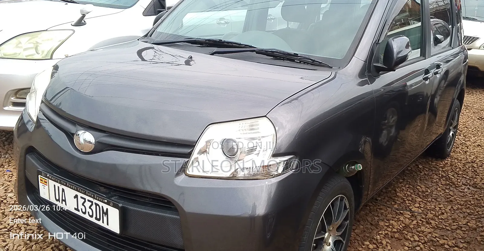 Toyota Sienta 1.5 AWD 2012 Gray
