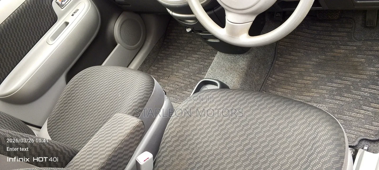 Toyota Sienta 1.5 AWD 2012 Gray