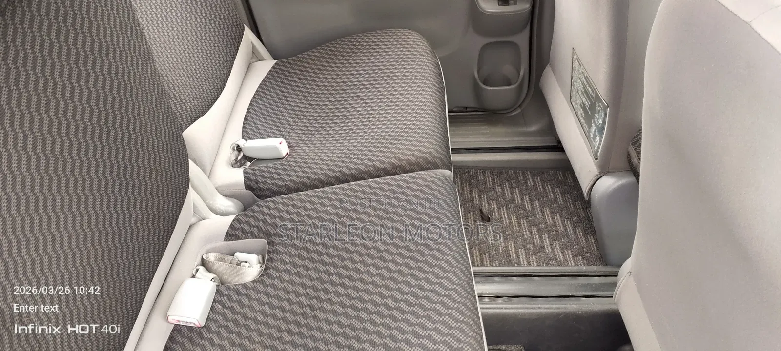 Toyota Sienta 1.5 AWD 2012 Gray