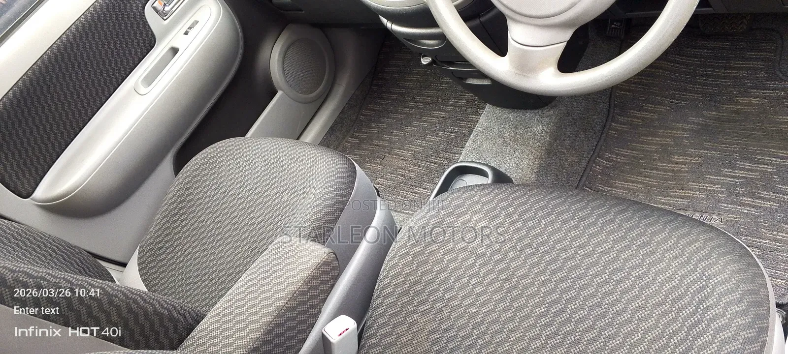Toyota Sienta 1.5 AWD 2012 Gray