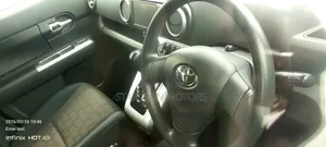 Toyota Corolla Rumion Hatchback 1.5 FWD 2011 Gold