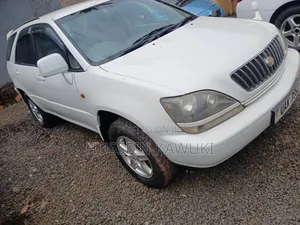 Toyota Harrier 2002 White