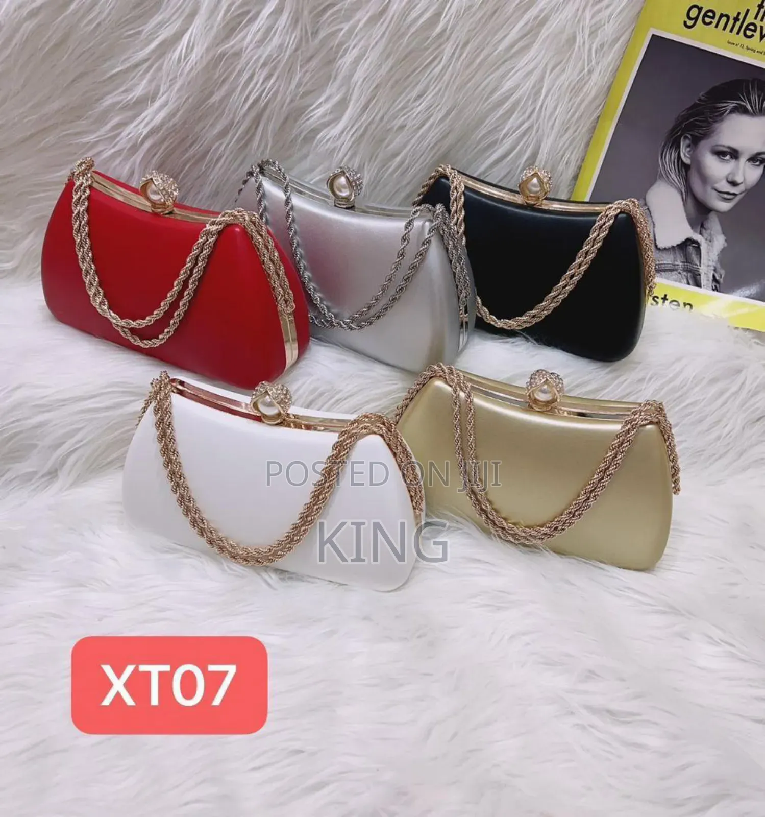 Fashionable Clutch Vibes