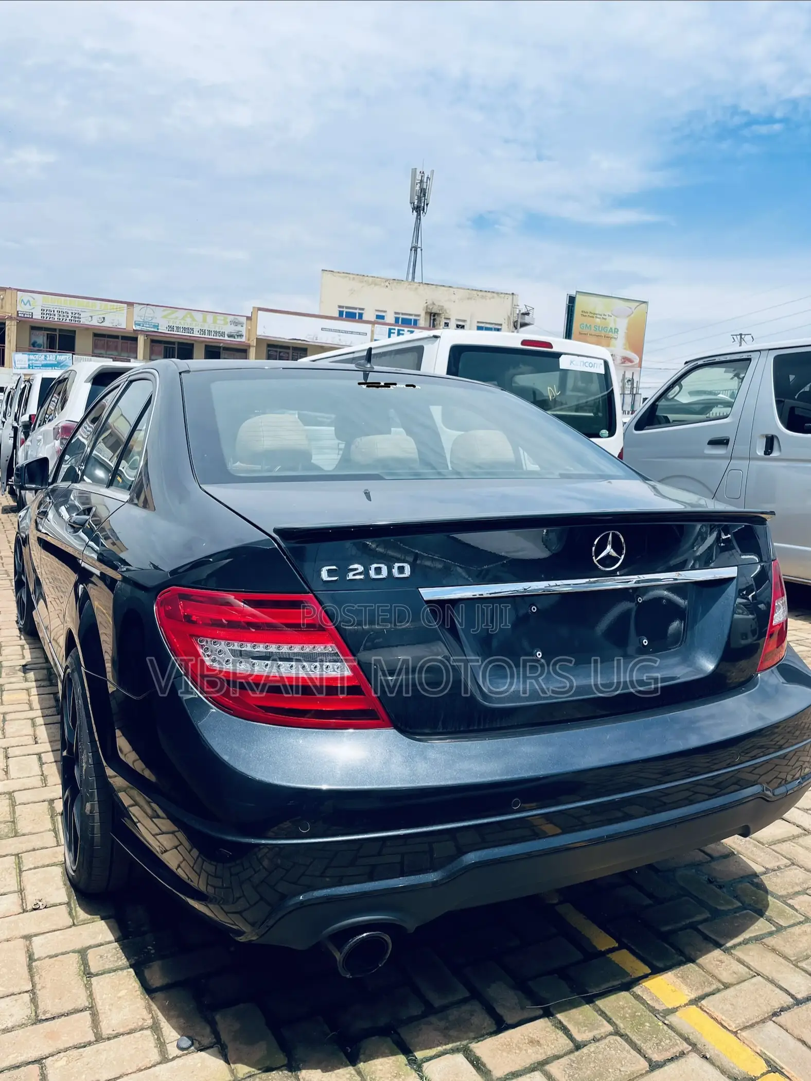 Mercedes-Benz C200 2012 Black