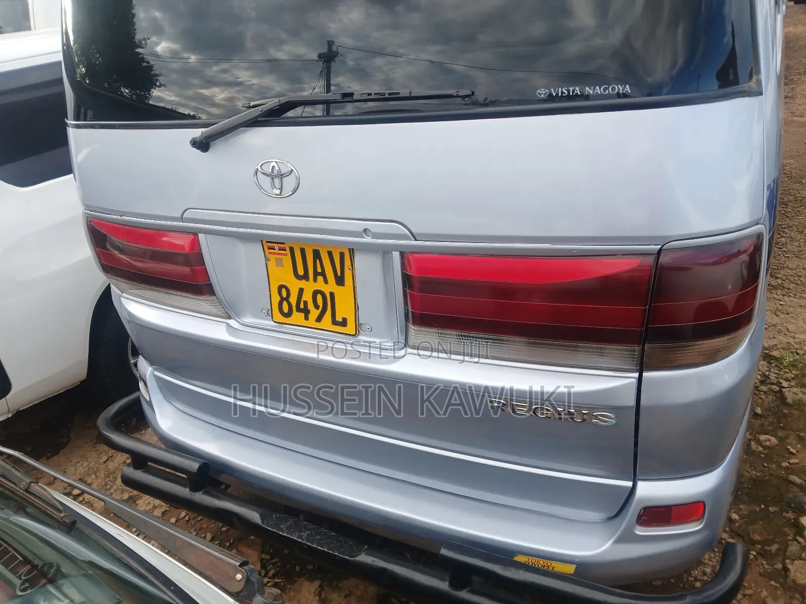 Toyota Regius 2004 Silver
