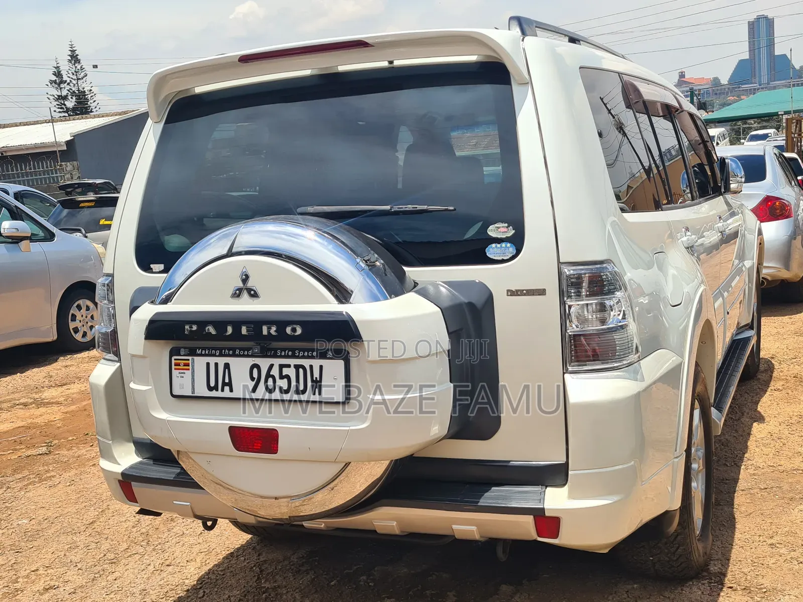 Mitsubishi Pajero 2011