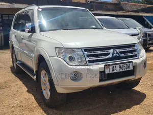 Mitsubishi Pajero 2011