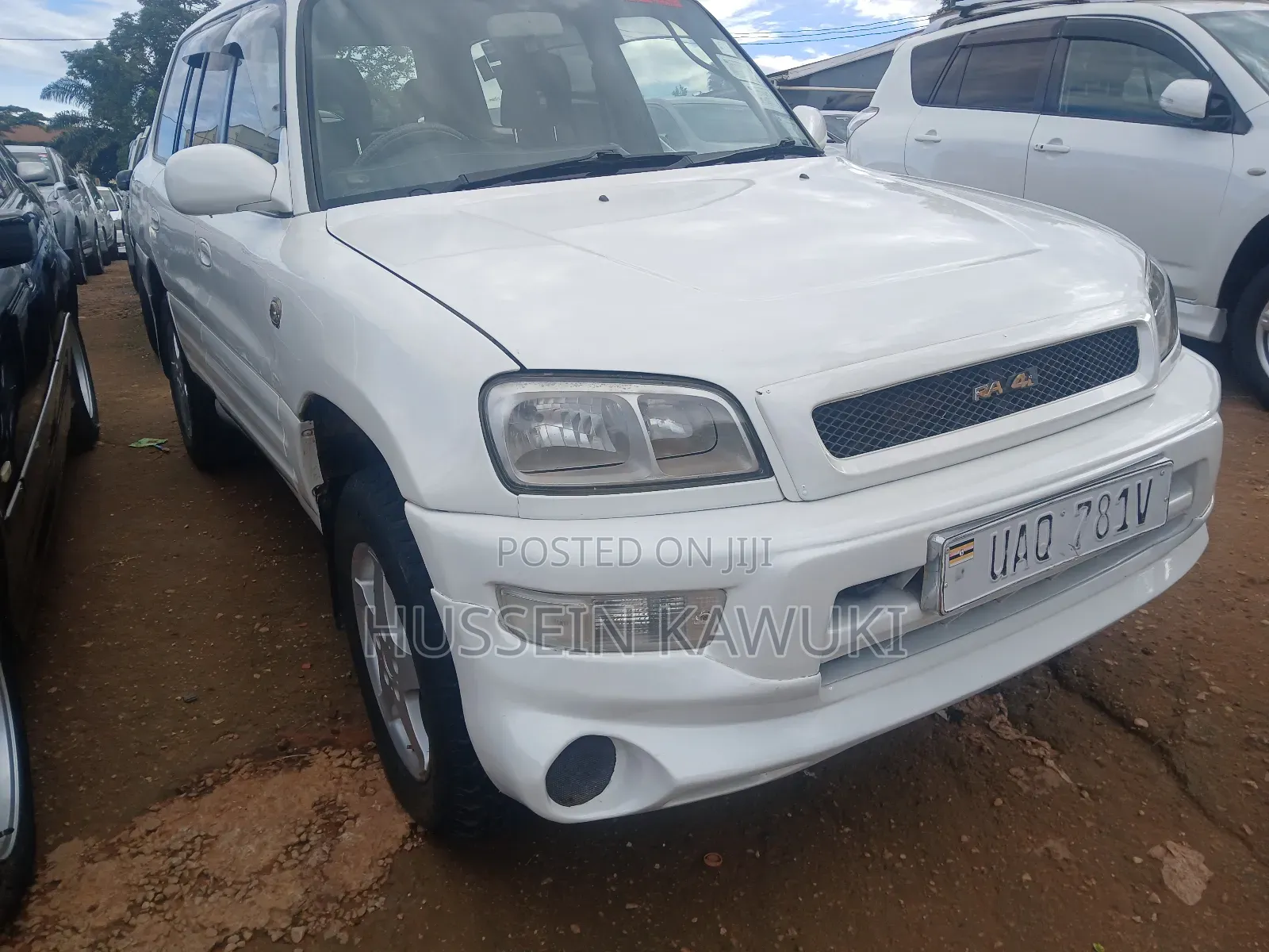 Toyota RAV4 Automatic 2000 White