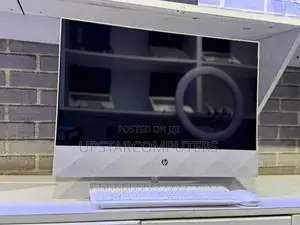 Desktop Computer HP 200 G4 22 All-in-One 8GB AMD Ryzen 5 SSD 512GB