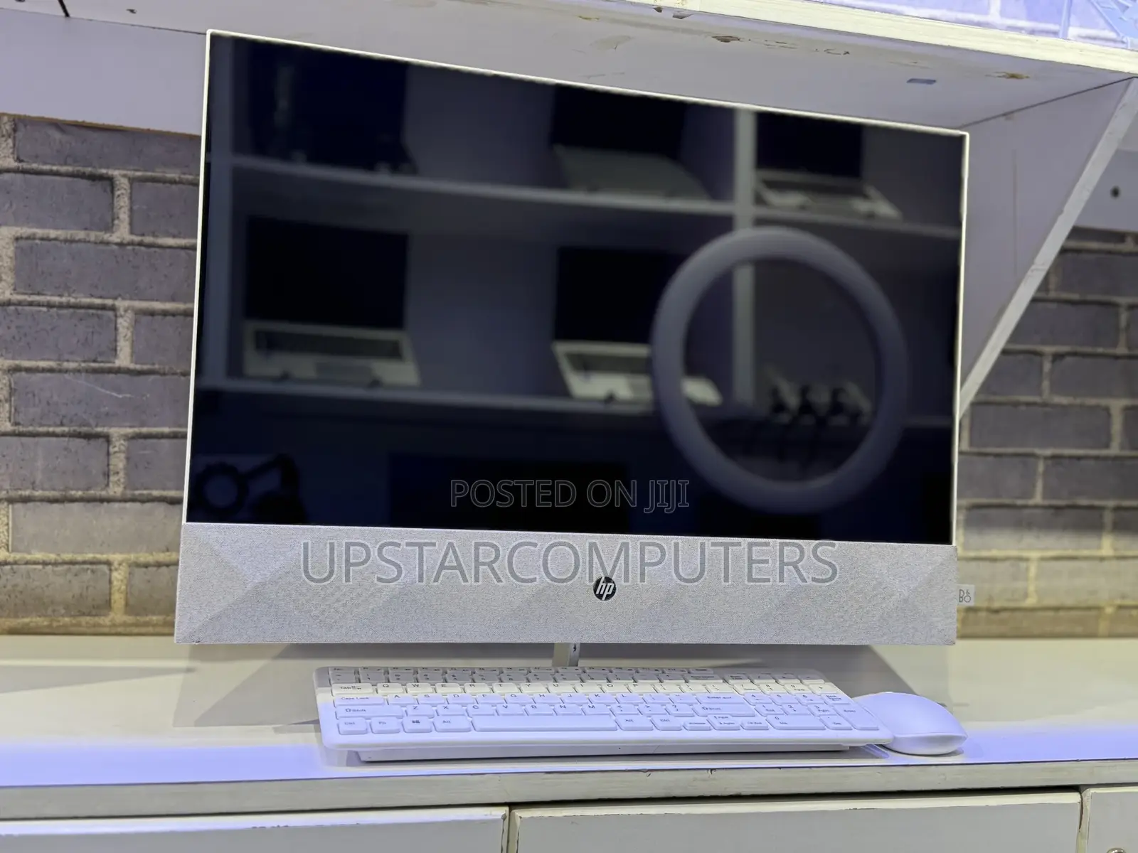 Desktop Computer HP 200 G4 22 All-in-One 8GB AMD Ryzen 5 SSD 512GB